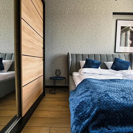 Timi By Housine * 扎托尔