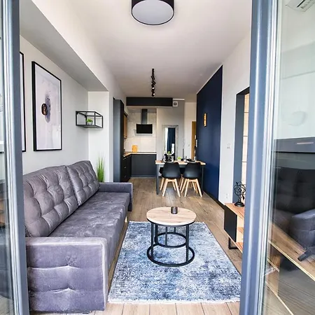 Timi By Housine Zator