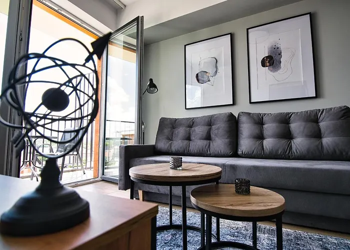 Timi By Housine * Zator